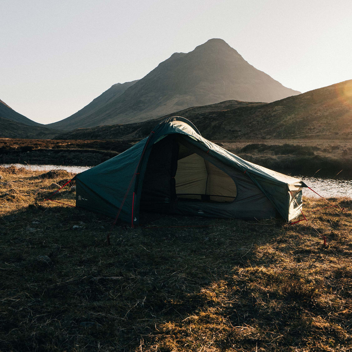 Highlander Refuge tent buiten